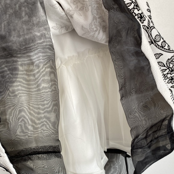 Iris & Ivy size 7 girls black and white formal dress. - Picture 3 of 15